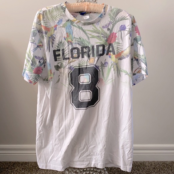 Mens T-Shirt from H&M - Picture 1 of 2